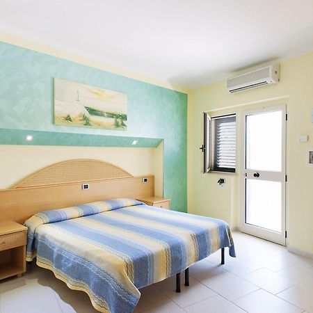 Hotel La Tramontana San Domino Exteriör bild