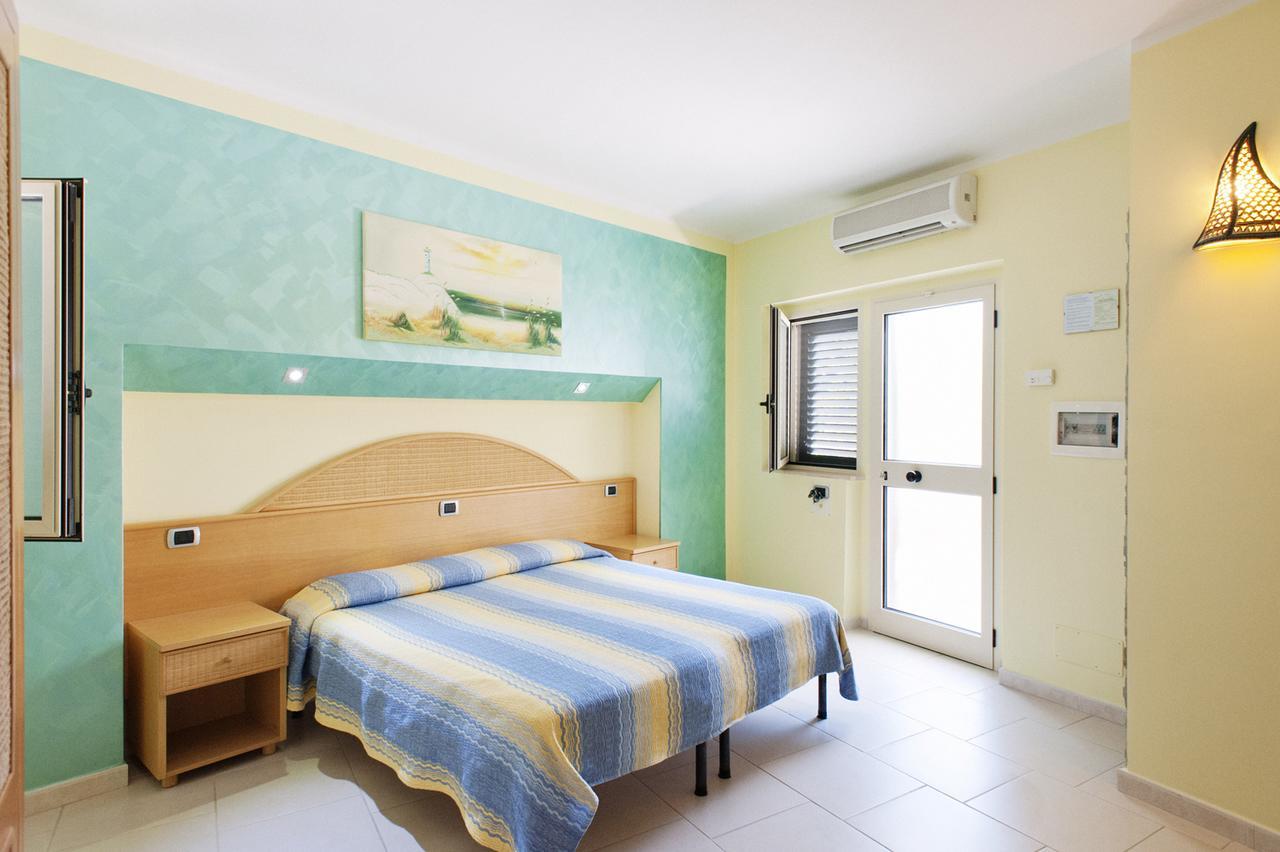 Hotel La Tramontana San Domino Exteriör bild