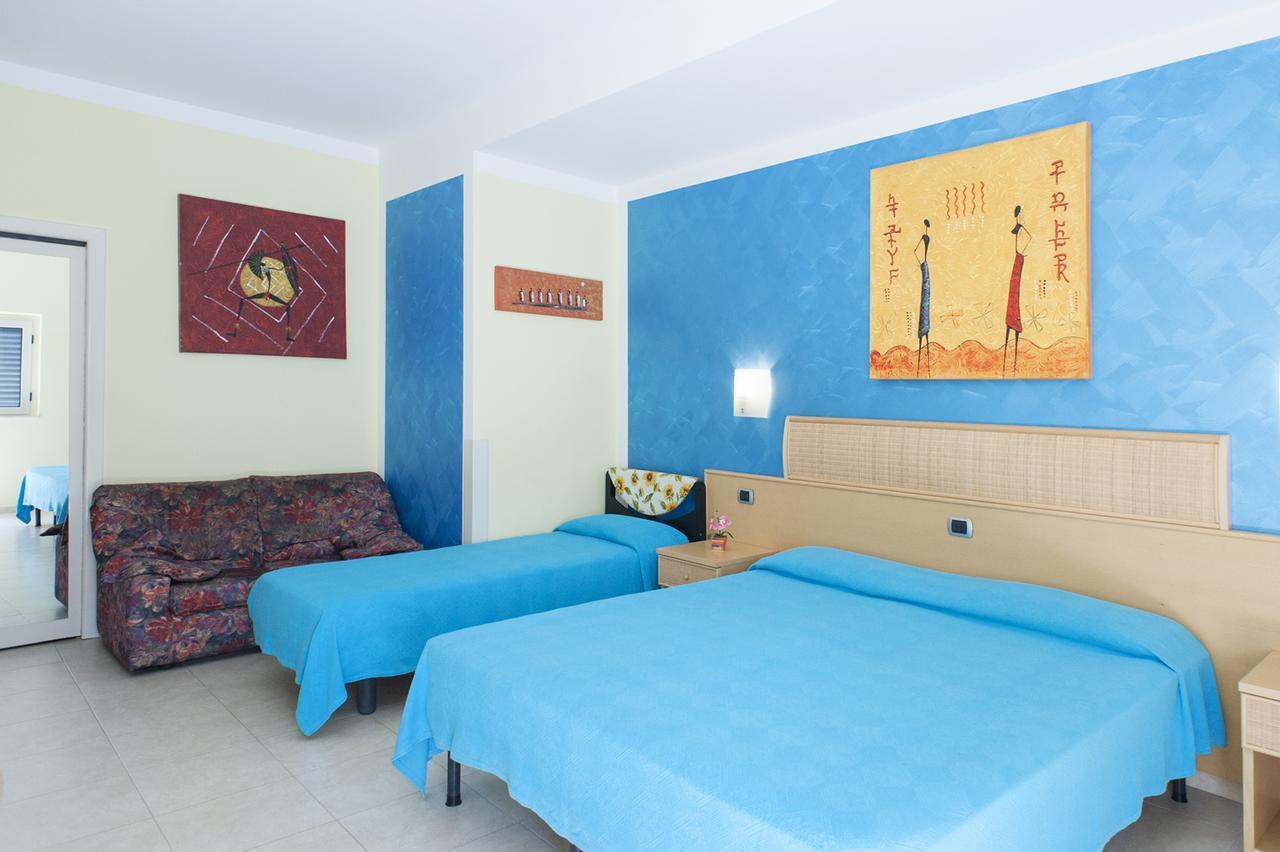 Hotel La Tramontana San Domino Exteriör bild